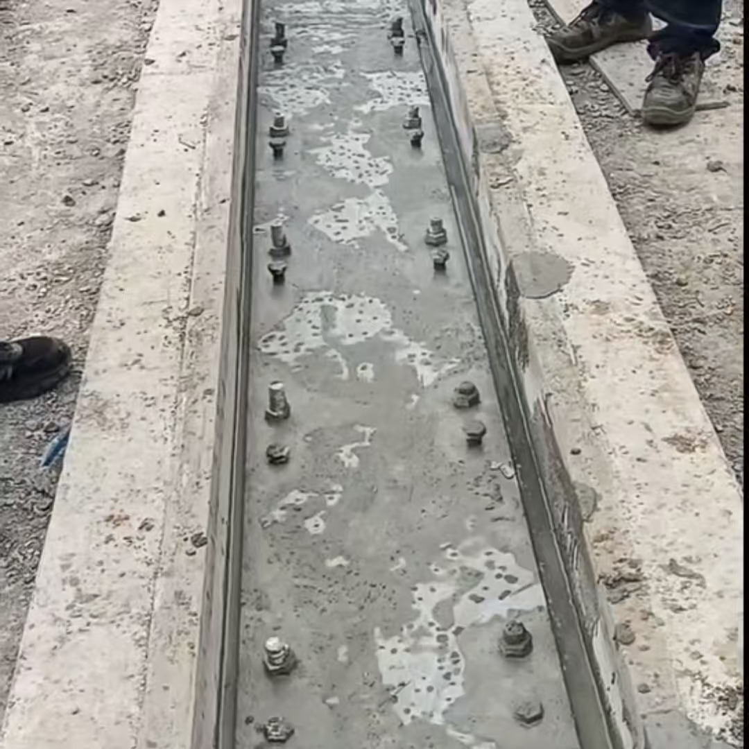 满城环氧树脂轨道胶泥是什么？用在哪里？